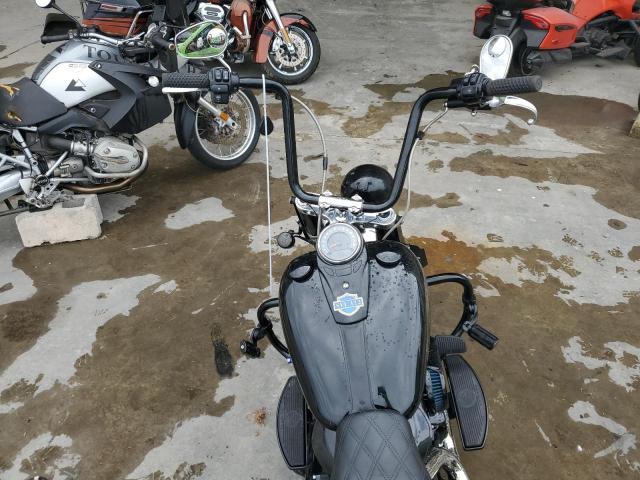 2018 HARLEY-DAVIDSON FLSL SOFTA - 1HD1YDJ11JC070276