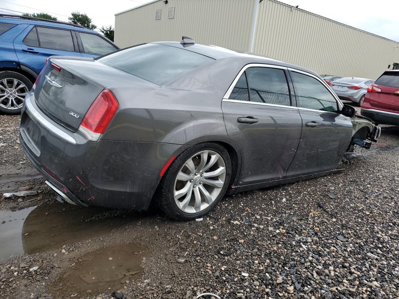 2C3CCAAG7HH646573 2017 Chrysler 300 Limited