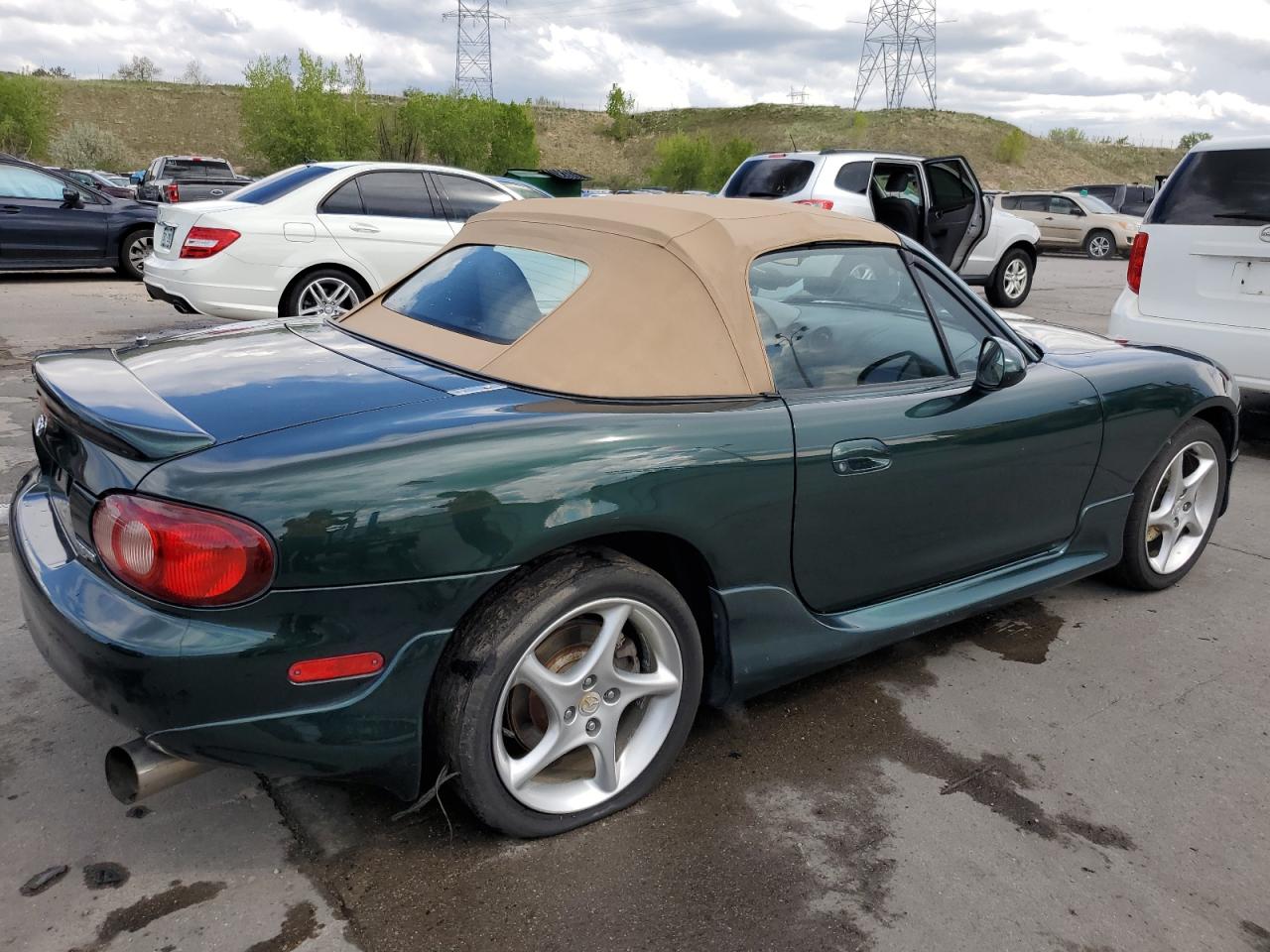 JM1NB353410212602 2001 Mazda Mx-5 Miata Base