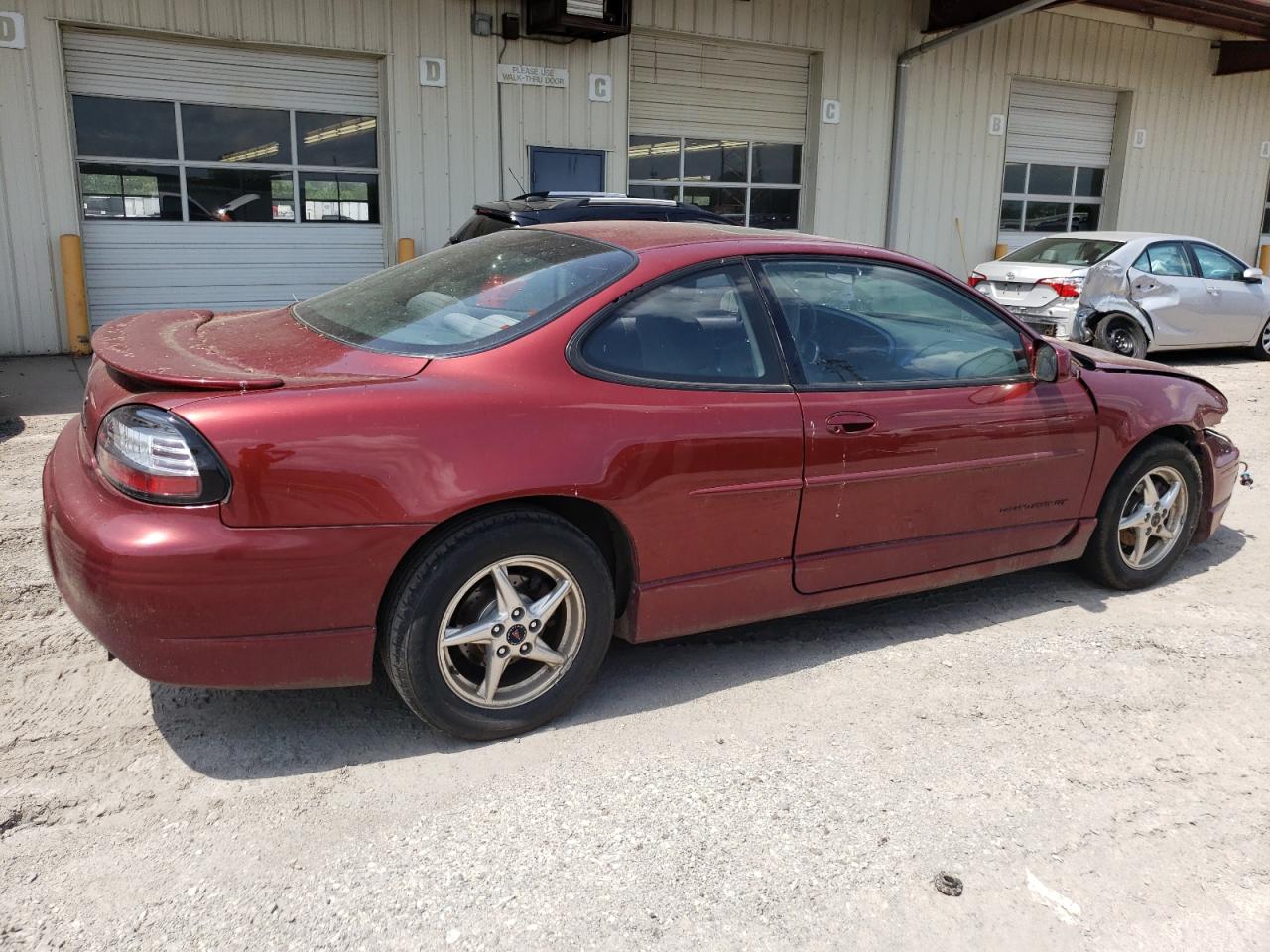 1G2WP12KXYF136627 2000 Pontiac Grand Prix Gt