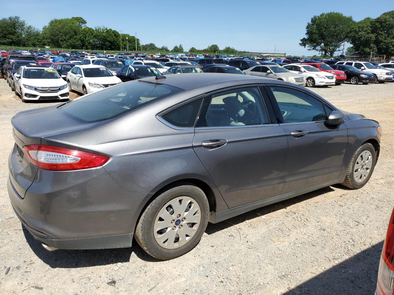 2014 Ford Fusion S vin: 3FA6P0G77ER368097