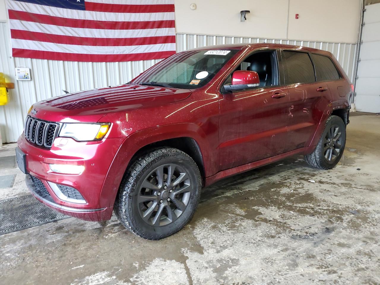 2018 Jeep Grand Cherokee Overland vin: 1C4RJFCG8JC278354