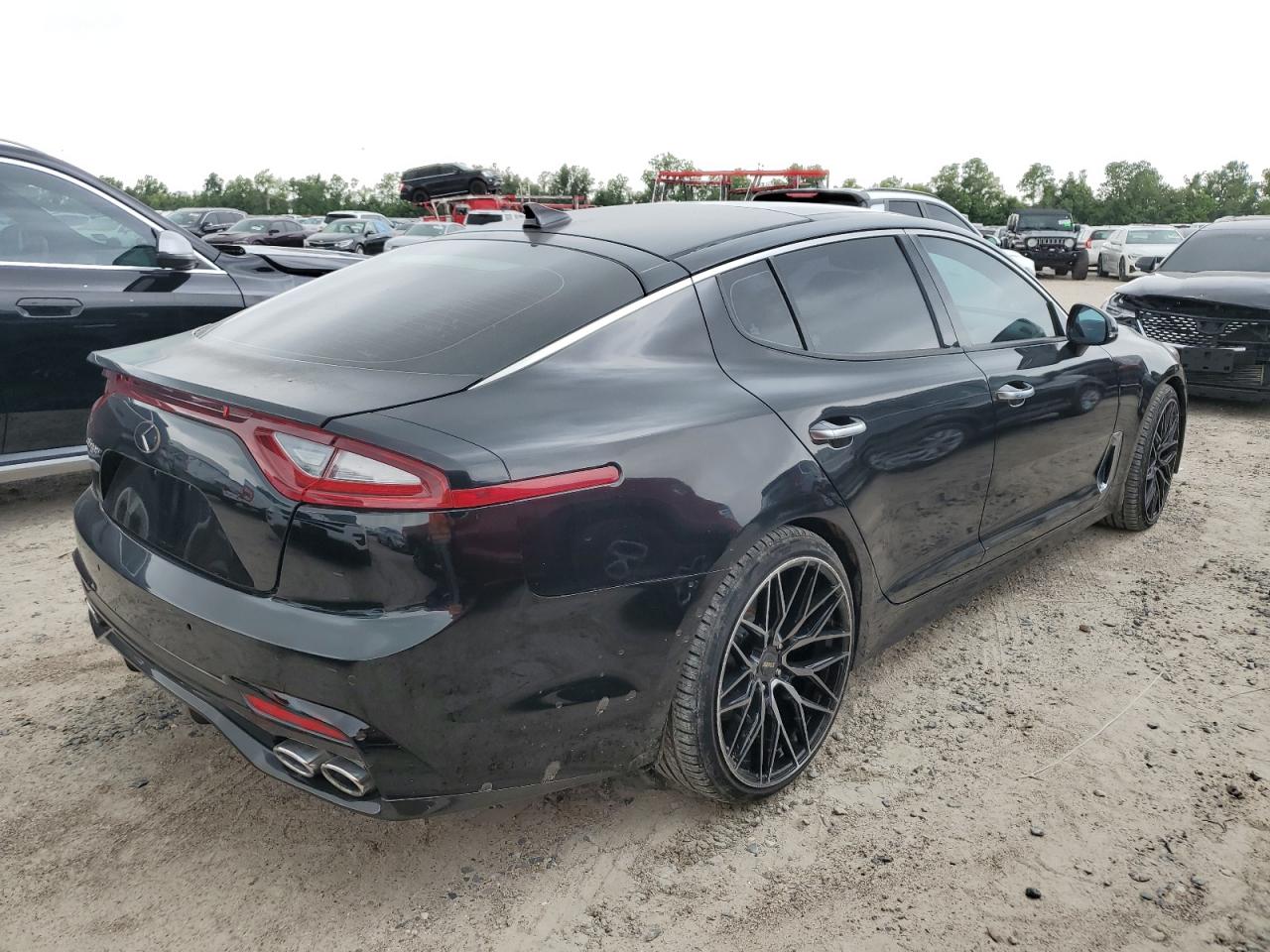 2018 Kia Stinger Premium vin: KNAE25LA5J6014232