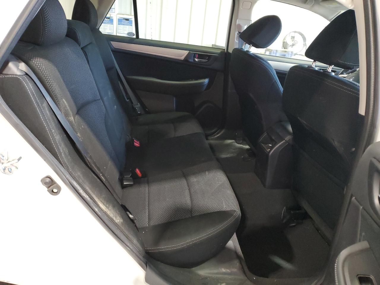 4S4BSAFC7G3345802 2016 Subaru Outback 2.5I Premium