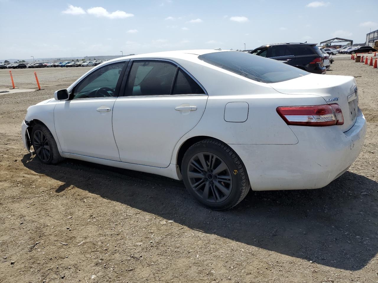 4T4BF3EK6BR130140 2011 Toyota Camry Base