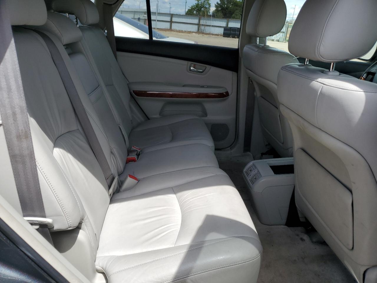 JTJHA31U840067340 2004 Lexus Rx 330