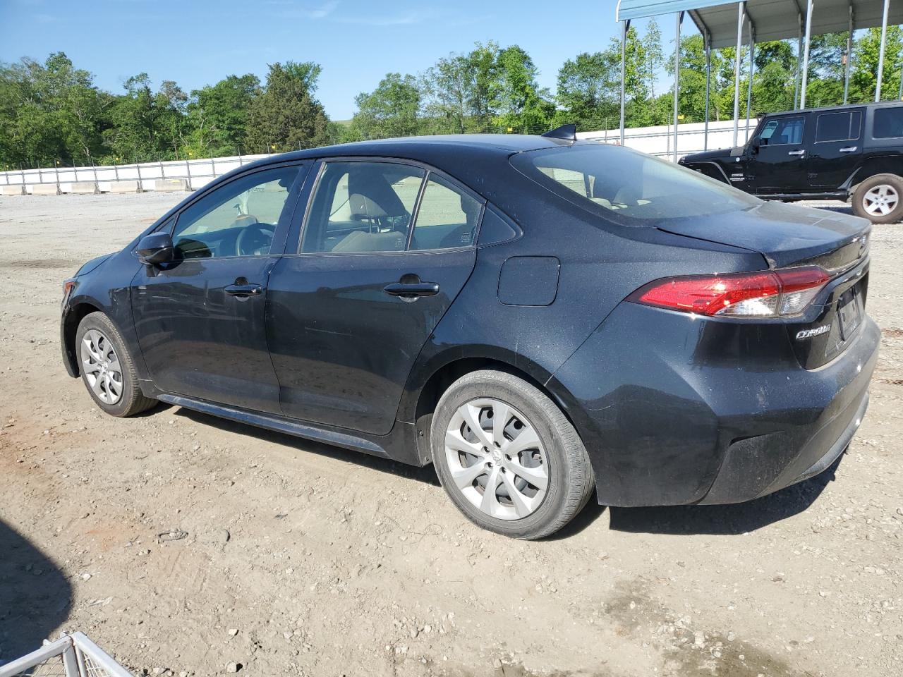 2021 Toyota Corolla Le vin: JTDEPMAE5MJ144355