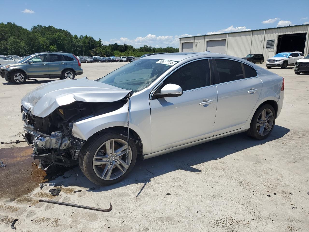 2015 Volvo S60 Premier vin: YV140MFK5F2337577