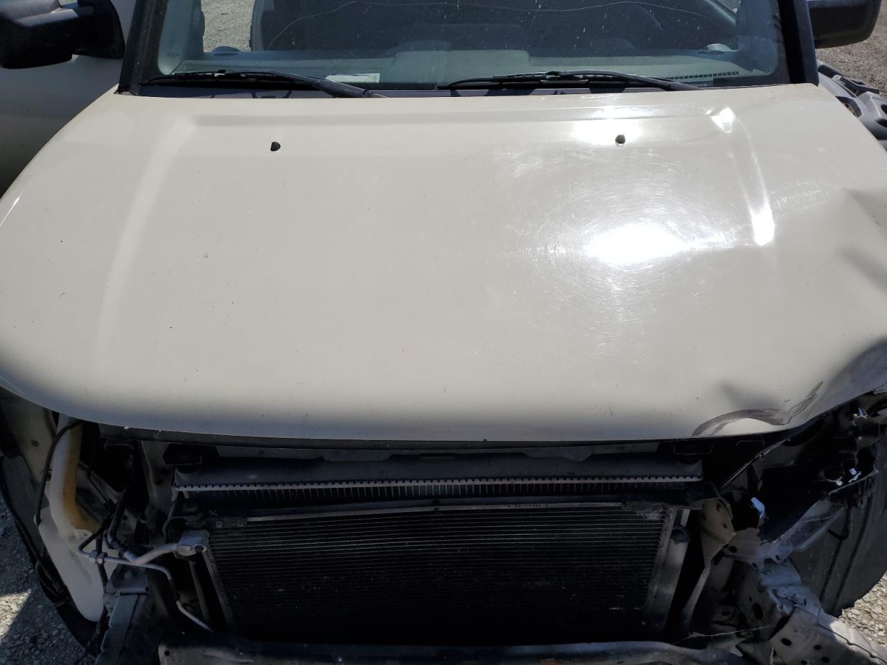 5J6YH18305L001827 2005 Honda Element Lx