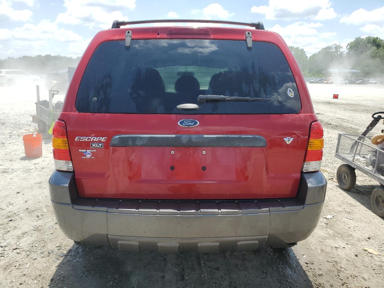 1FMYU93125KB28697 2005 Ford Escape Xlt