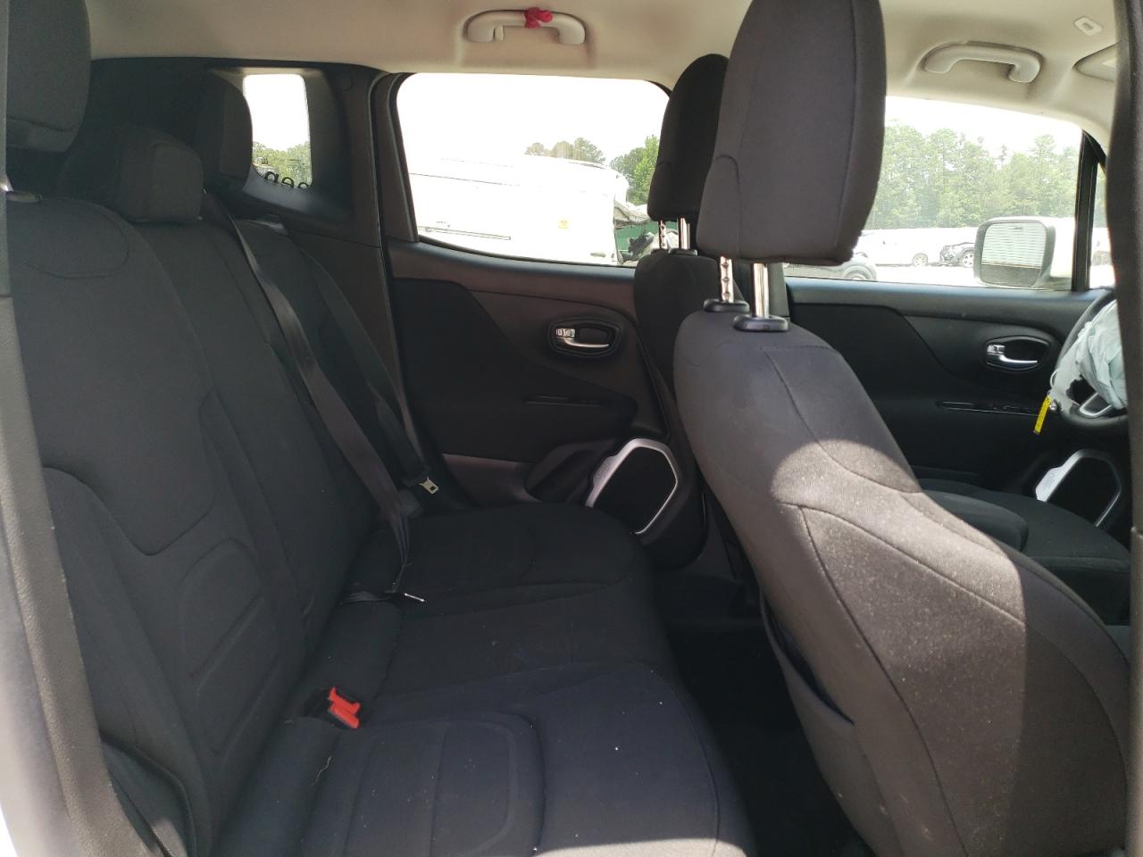 ZACNJAB11KPJ94238 2019 Jeep Renegade Latitude