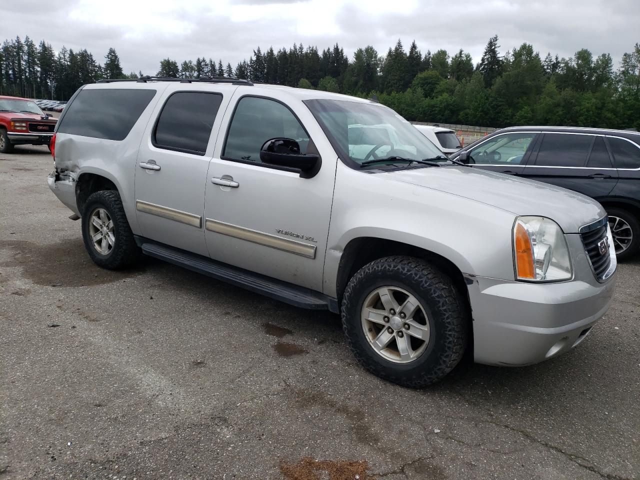 1GKS1HE03BR299922 2011 GMC Yukon Xl C1500 Sle