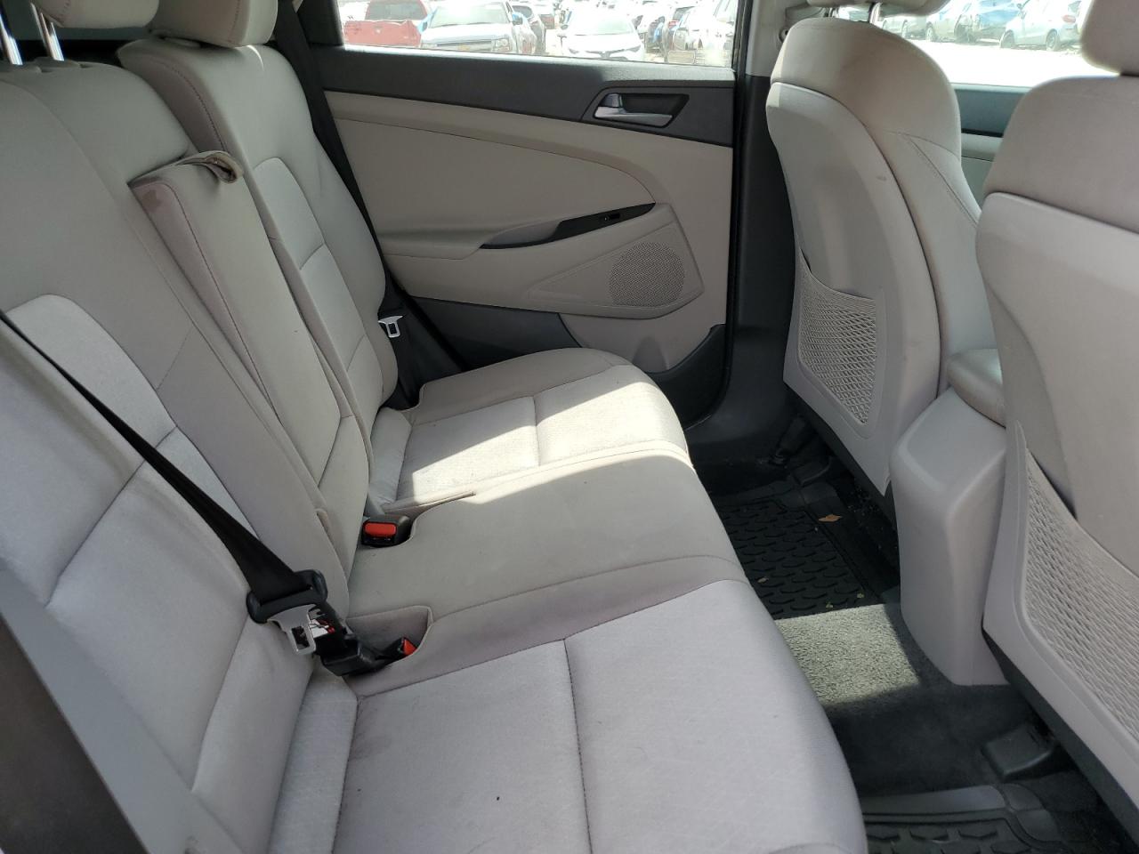 KM8J33A42GU126812 2016 Hyundai Tucson Limited