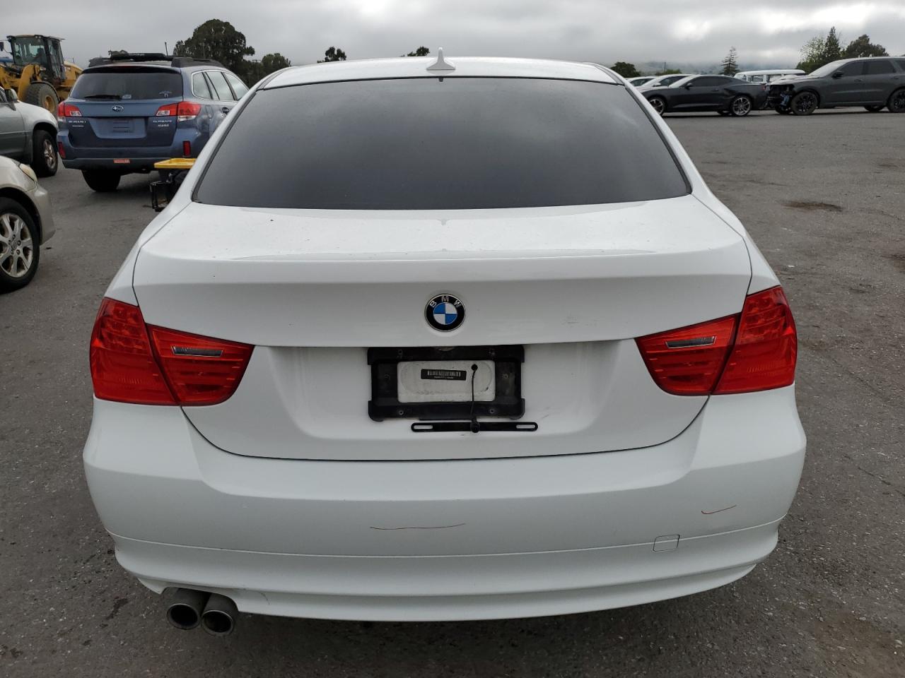 WBAPH5C59BF093061 2011 BMW 328 I Sulev