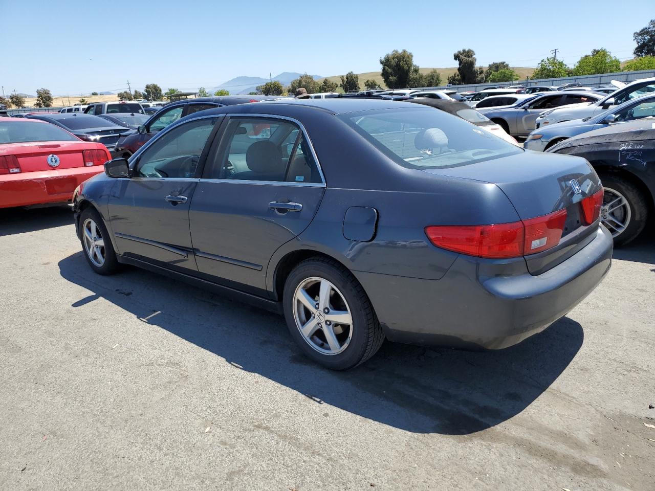 1HGCM56745A104884 2005 Honda Accord Ex