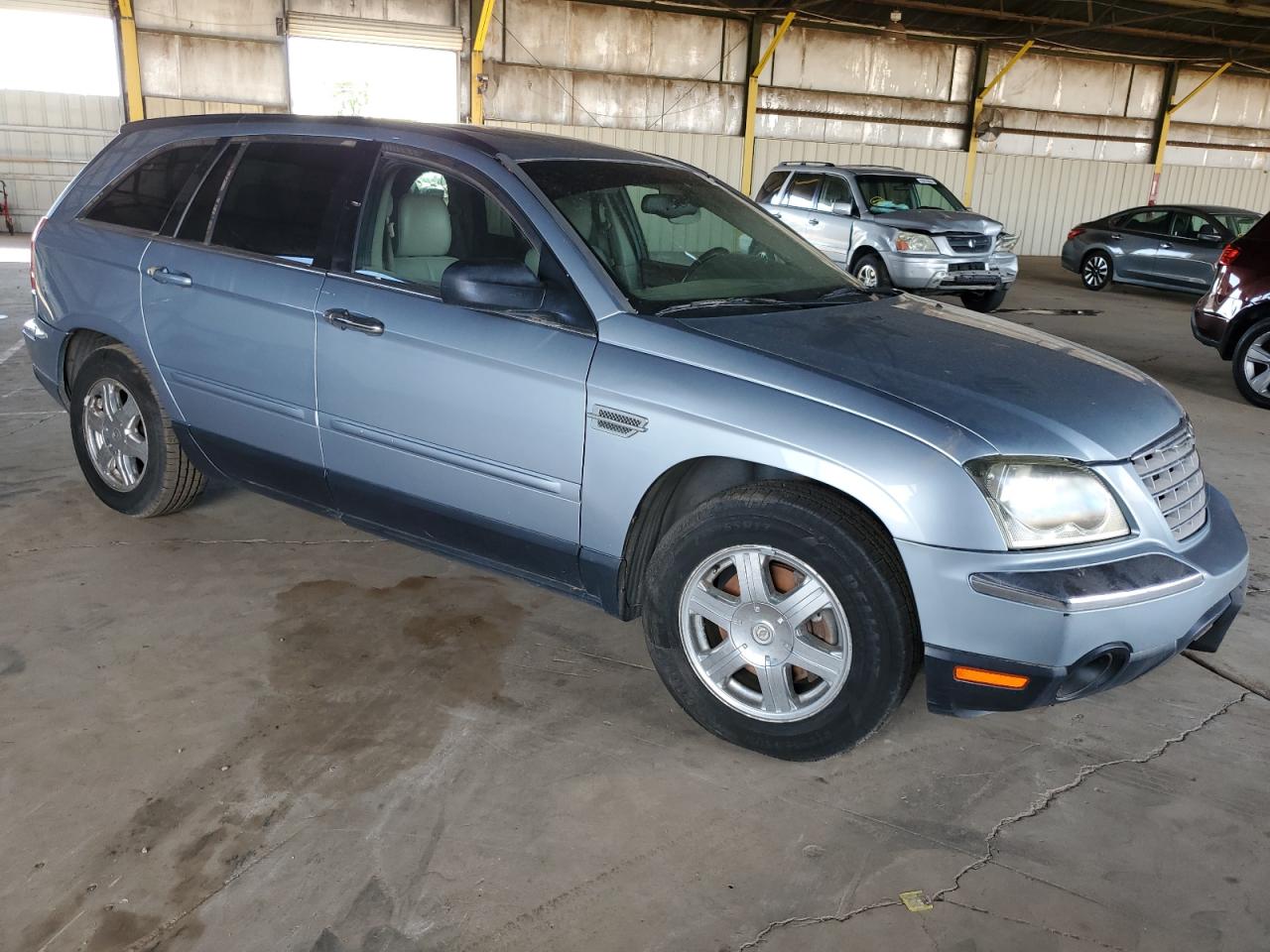 2C8GF68495R370558 2005 Chrysler Pacifica Touring