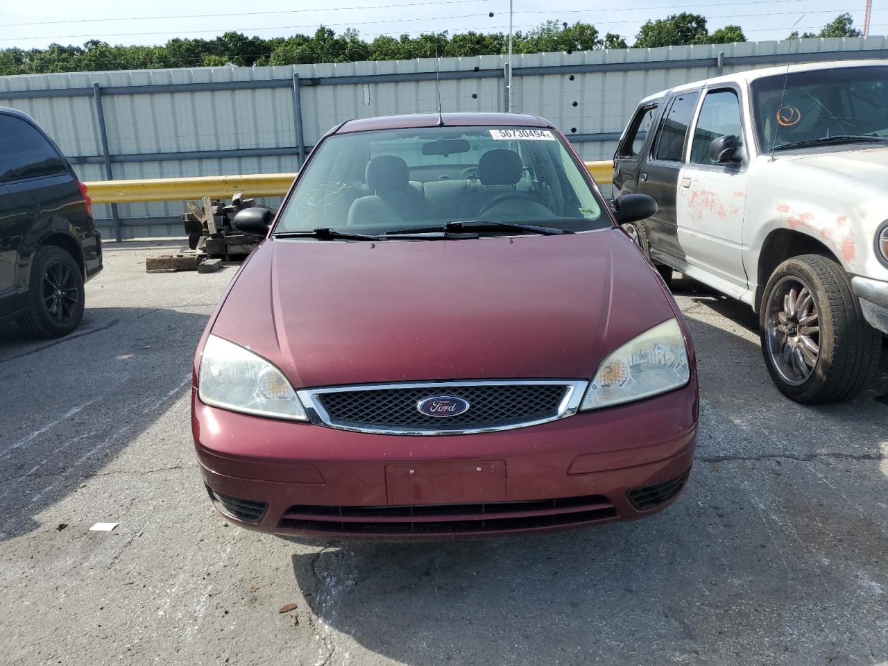 Lot #2599112094 2006 FORD FOCUS ZX4