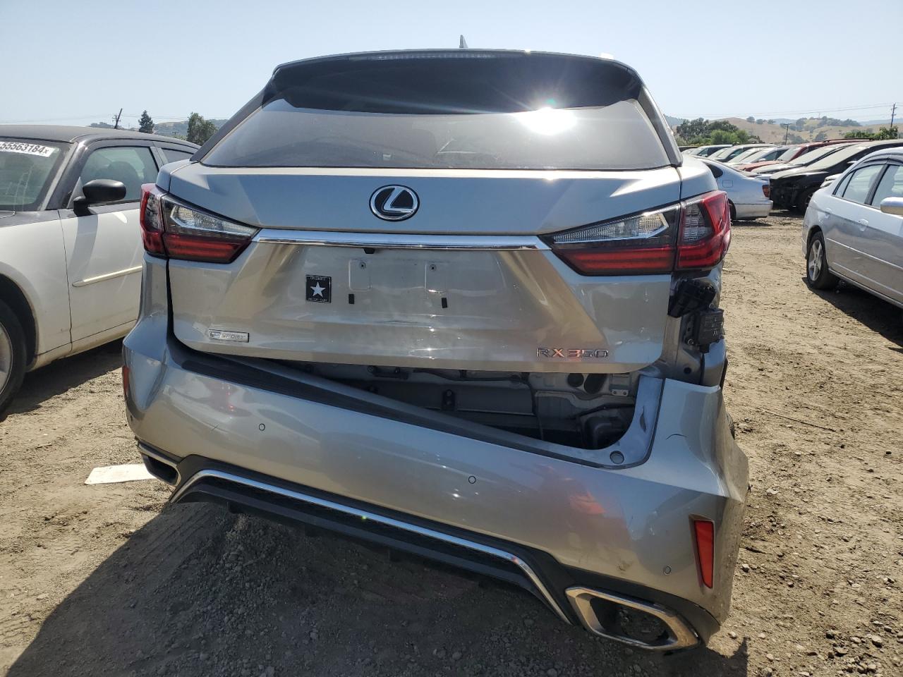 2T2BZMCA7JC139085 2018 Lexus Rx 350 Base