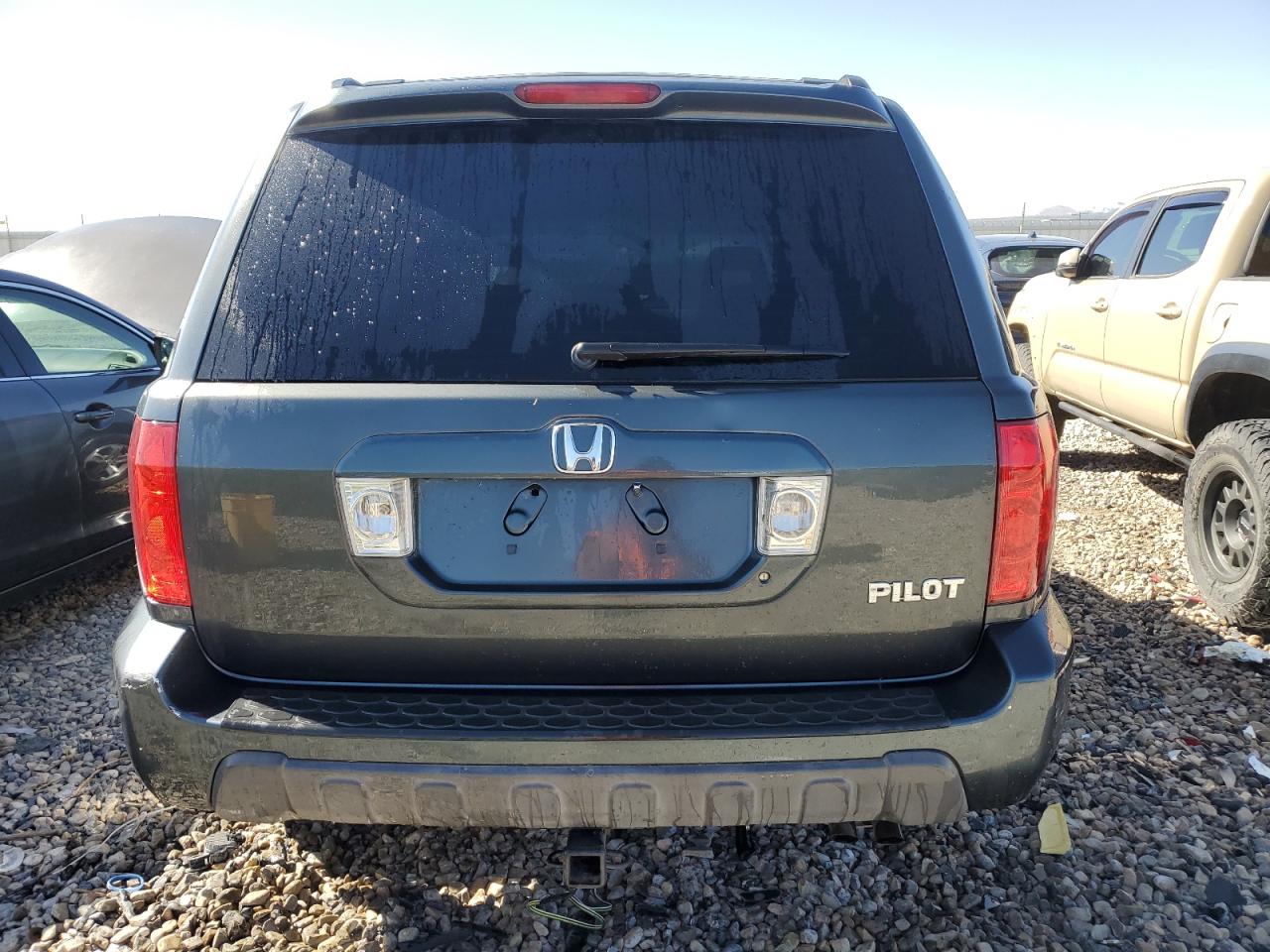 2HKYF18415H558545 2005 Honda Pilot Ex