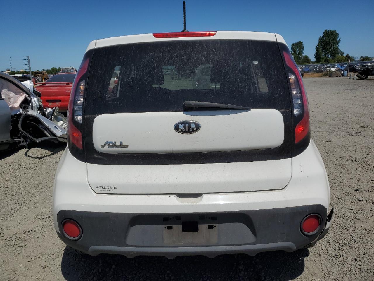 KNDJN2A2XH7485946 2017 Kia Soul