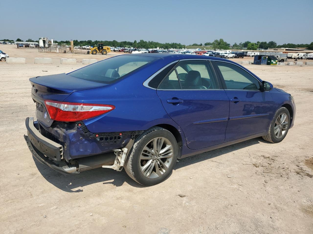 4T1BF1FK9GU607325 2016 Toyota Camry Le