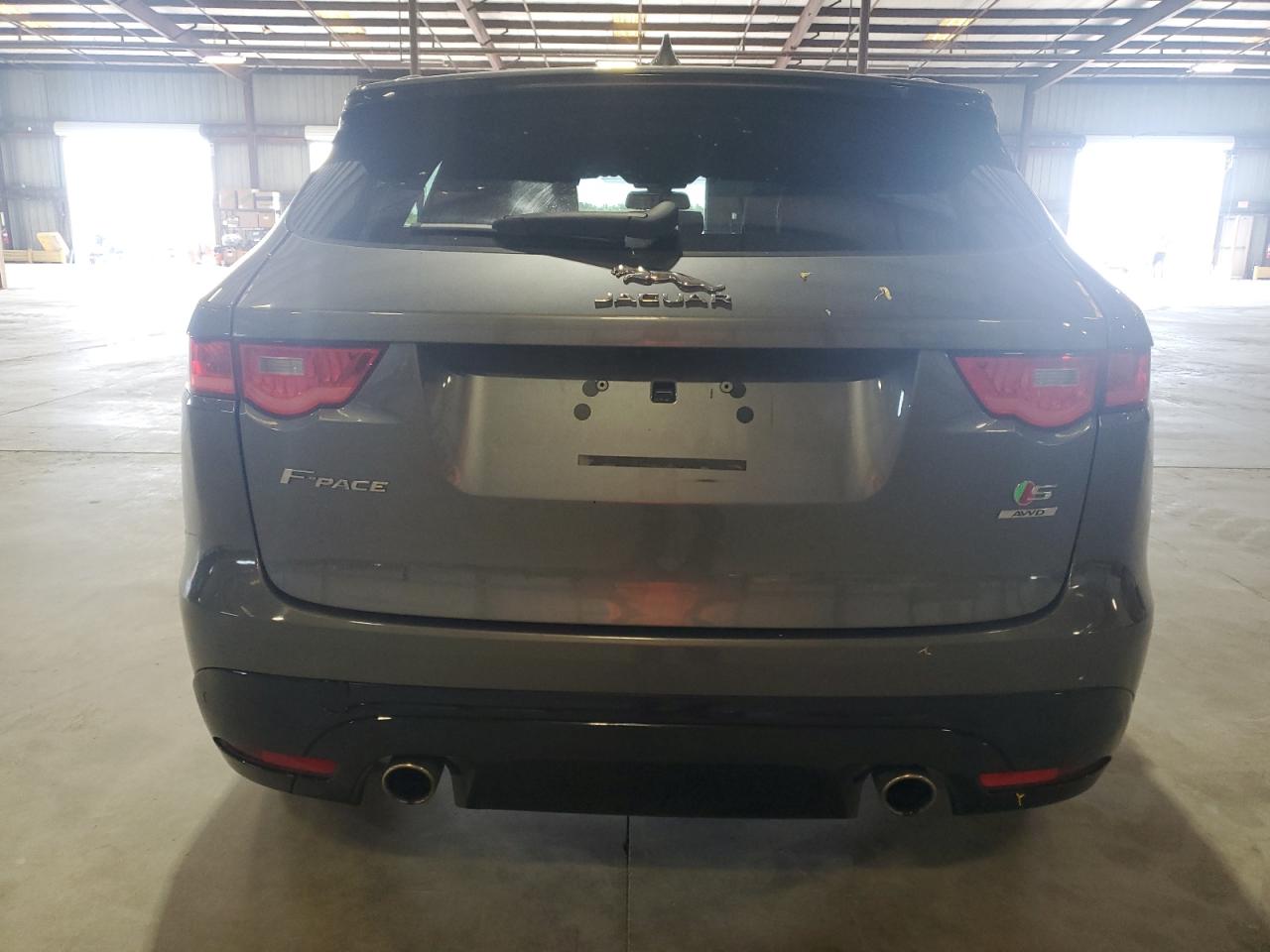 SADCM2BV4HA496369 2017 Jaguar F-Pace S