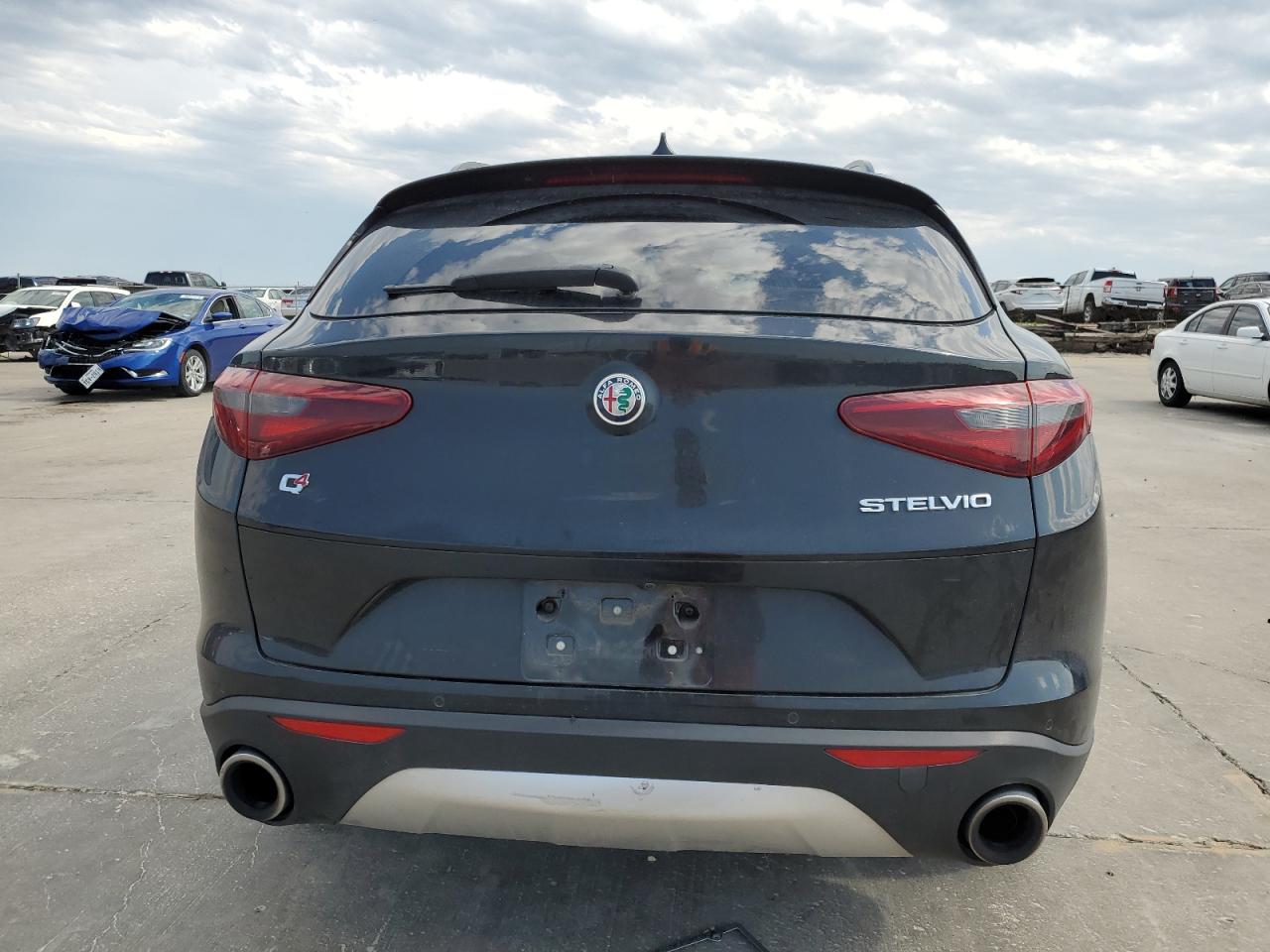 ZASFAKPN0J7B71545 2018 Alfa Romeo Stelvio Sport