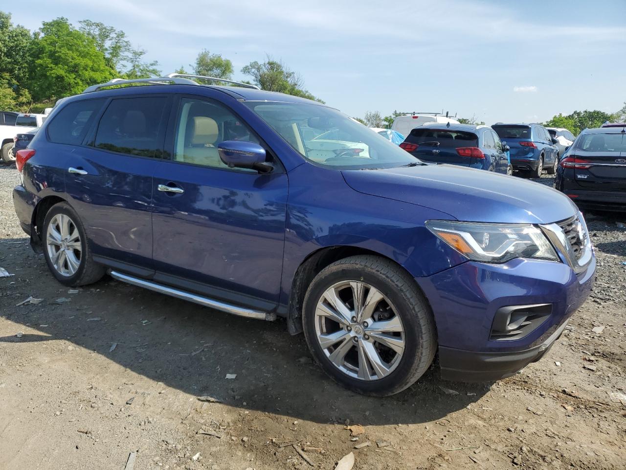 5N1DR2MM2JC619338 2018 Nissan Pathfinder S