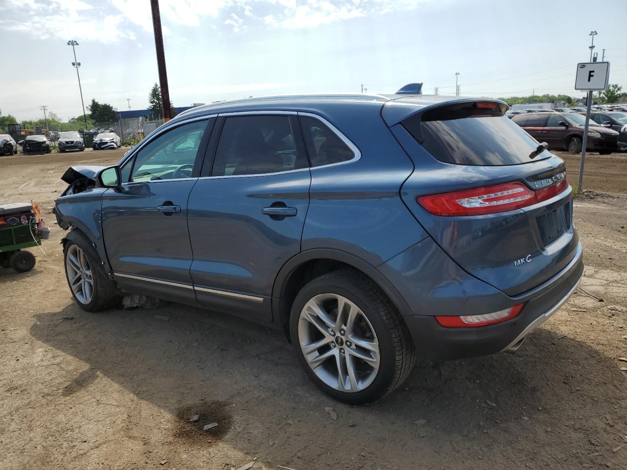 5LMCJ3D98JUL04264 2018 Lincoln Mkc Reserve