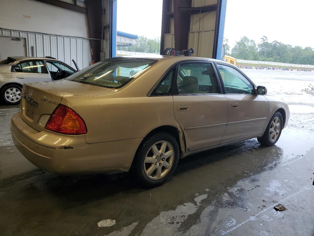 4T1BF28B12U230579 2002 Toyota Avalon Xl