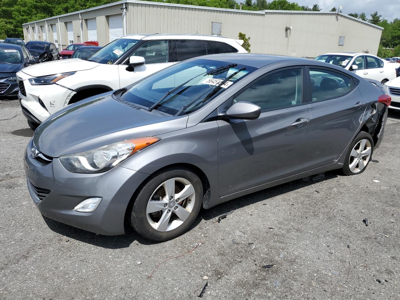  Salvage Hyundai ELANTRA