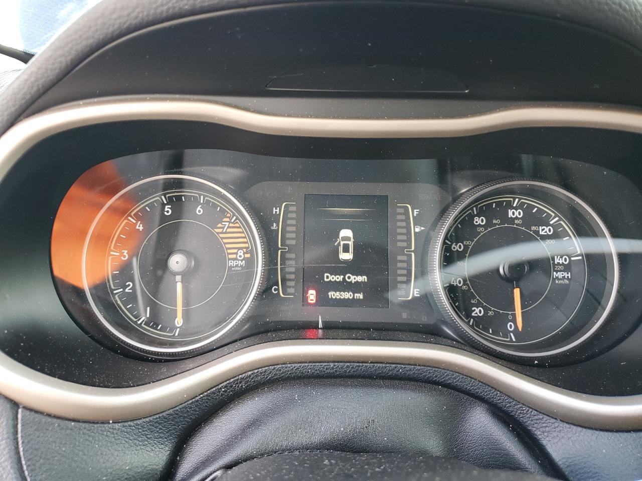 1C4PJMCS3HW655570 2017 Jeep Cherokee Latitude