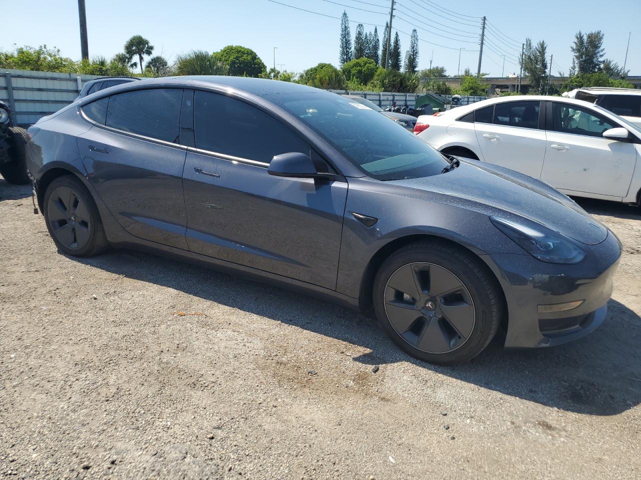 5YJ3E1EA2PF662017 2023 Tesla Model 3