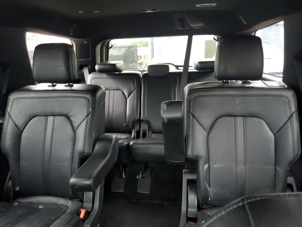 1FMJU2AT7JEA47653 2018 Ford Expedition Limited