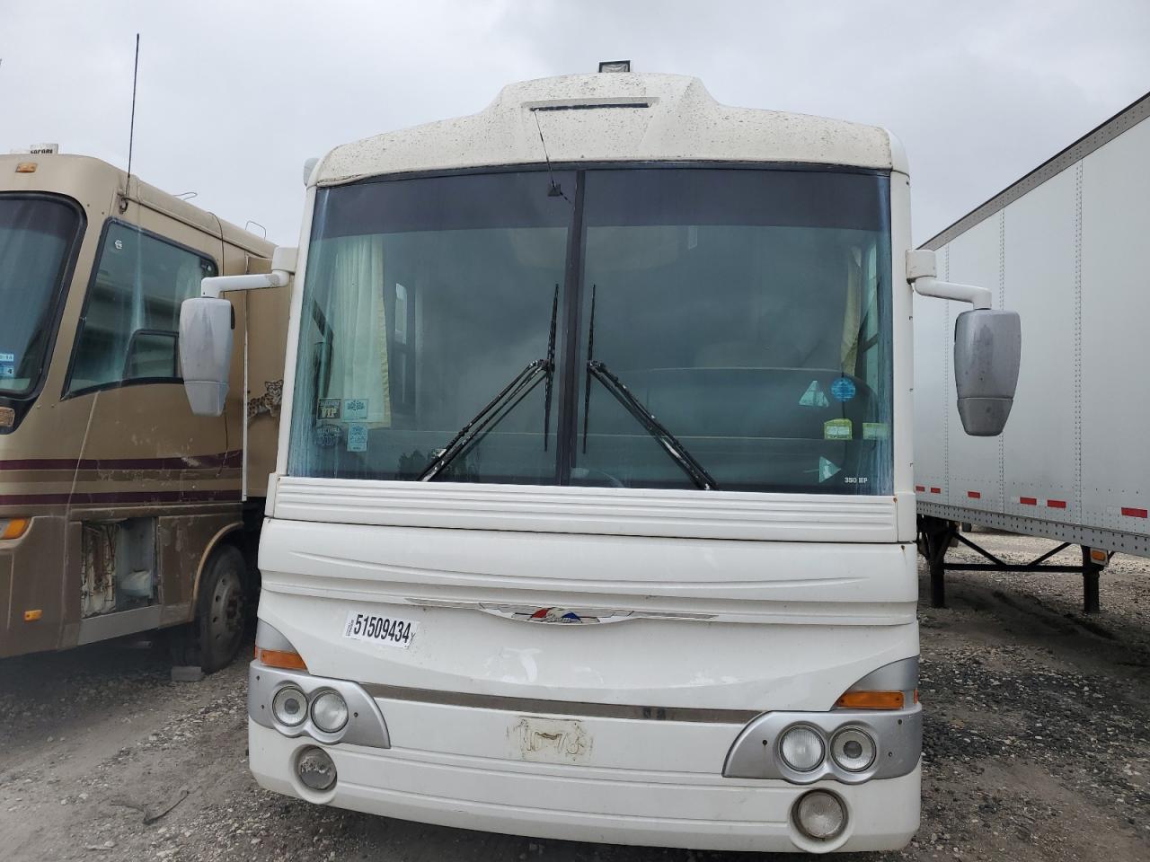 4VZBR24941C039000 2001 Spartan Motors Motorhome 4Vz