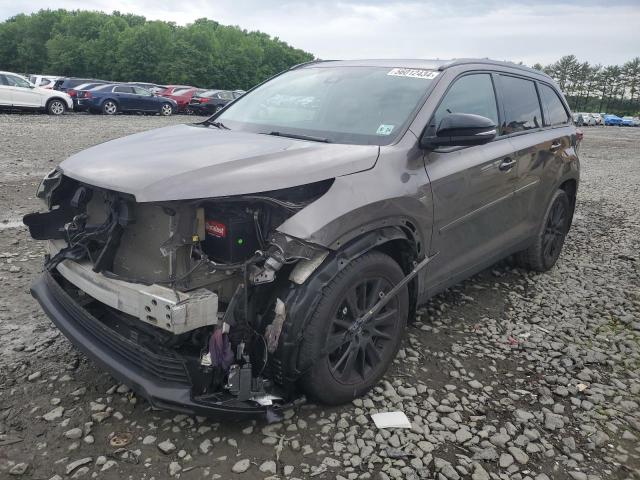 VIN 5TDJZRFH6KS992169 2019 Toyota Highlander, SE no.1