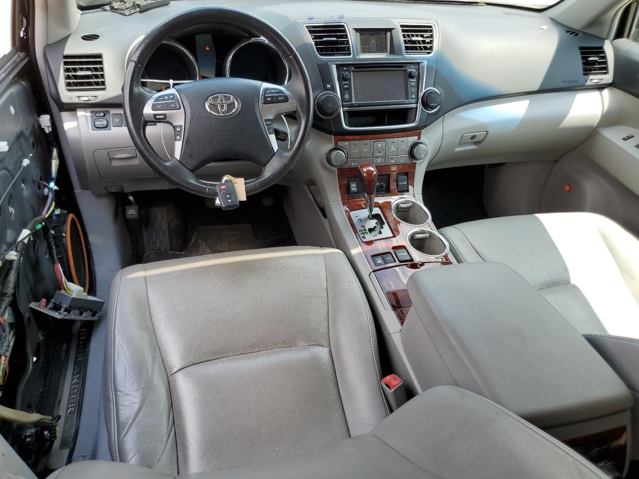 5TDDK3EH1DS175789 2013 Toyota Highlander Limited