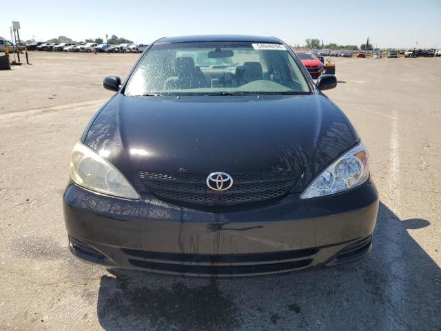 2003 Toyota Camry Le VIN: JTDBE32K130152027 Lot: 54040294