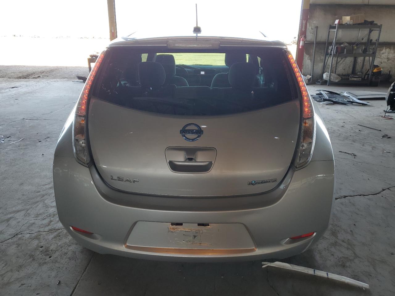 1N4AZ0CP5FC331270 2015 Nissan Leaf S