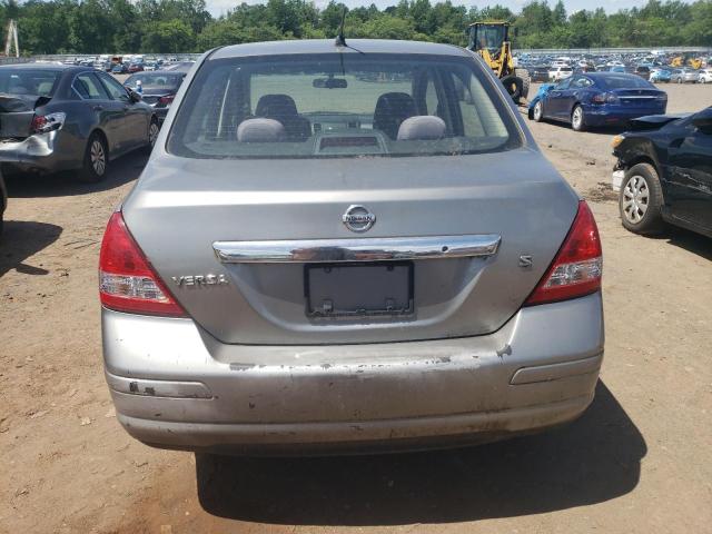 2007 Nissan Versa S VIN: 3N1BC11E27L425042 Lot: 56776364