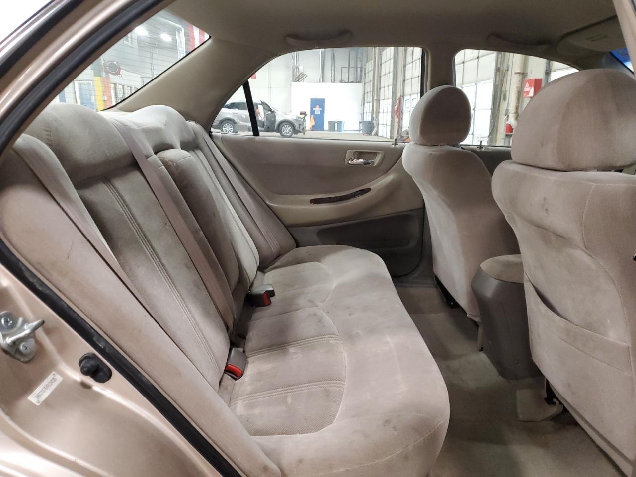 1HGCG5676YA134335 2000 Honda Accord Se