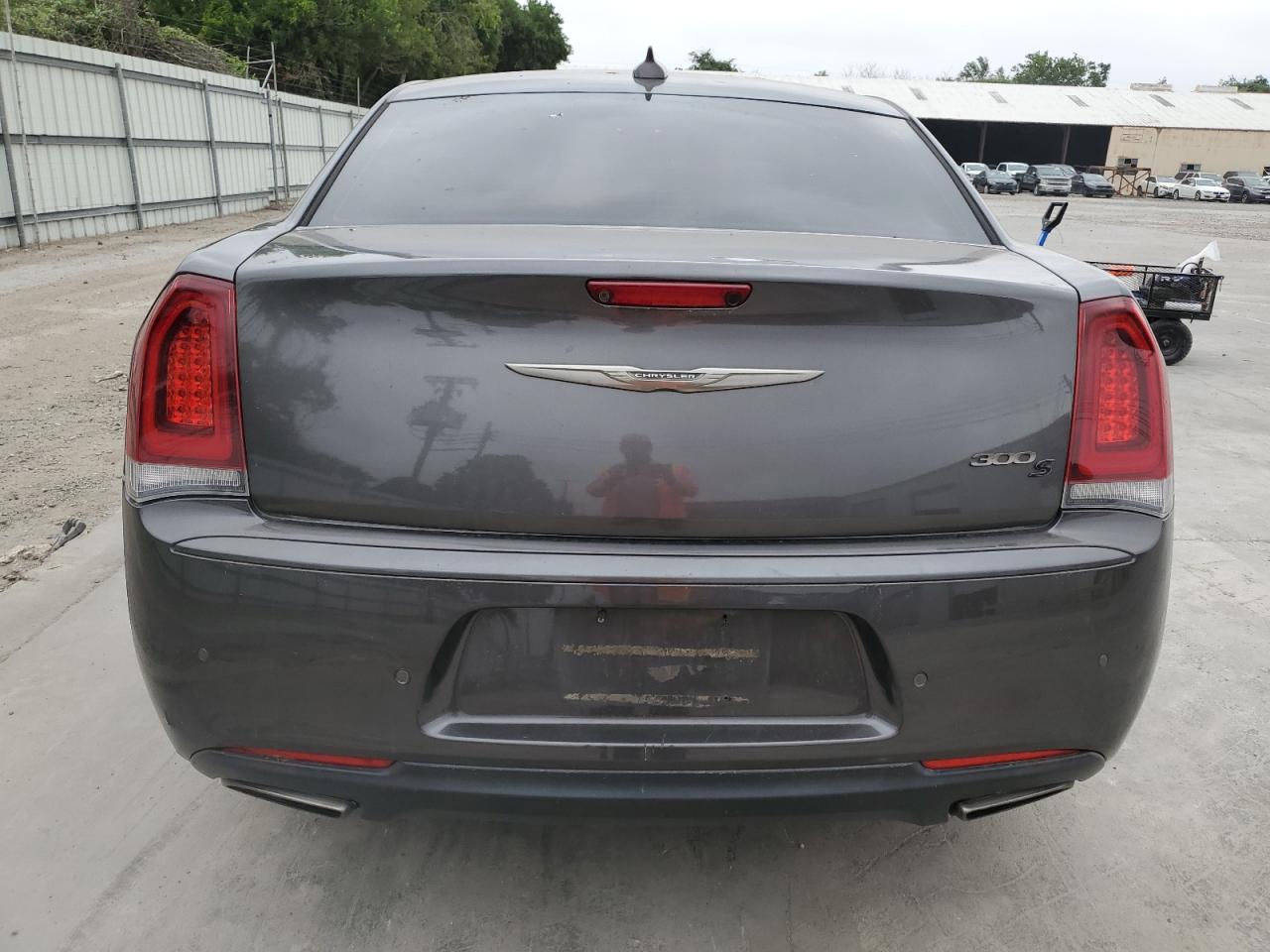 2C3CCABG4GH324941 2016 Chrysler 300 S