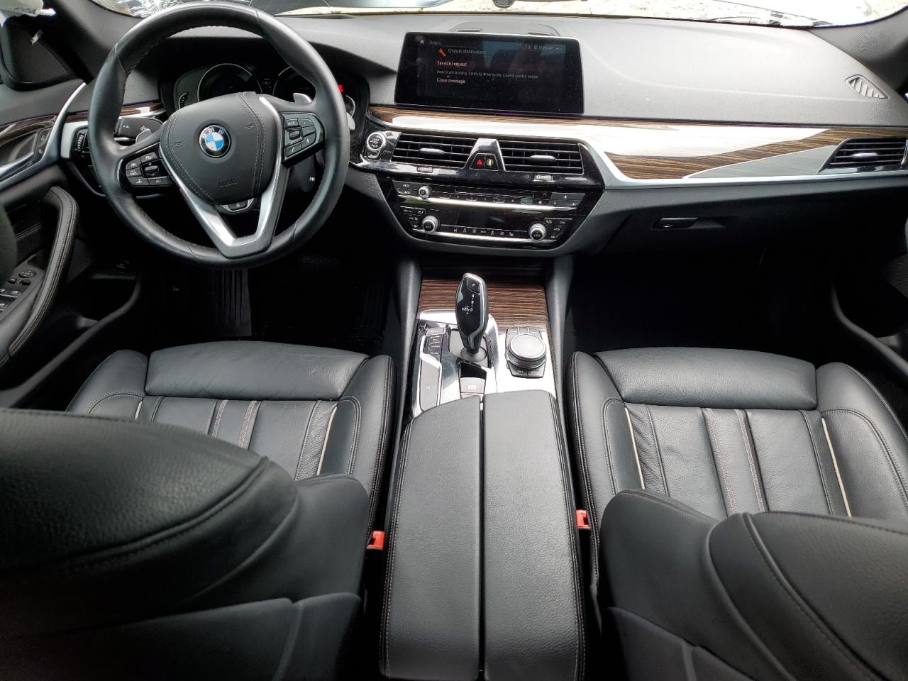 WBAJA7C57KWW49213 2019 BMW 530 Xi