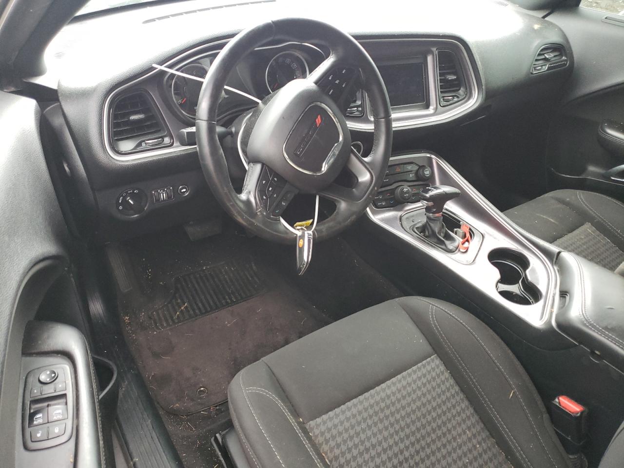 DODGE CHALLENGER SXT