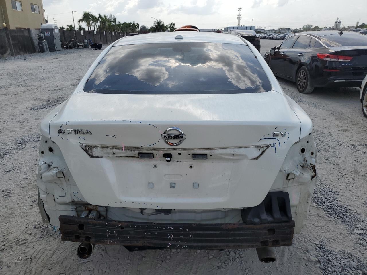 1N4AL3AP1FC186346 2015 Nissan Altima 2.5