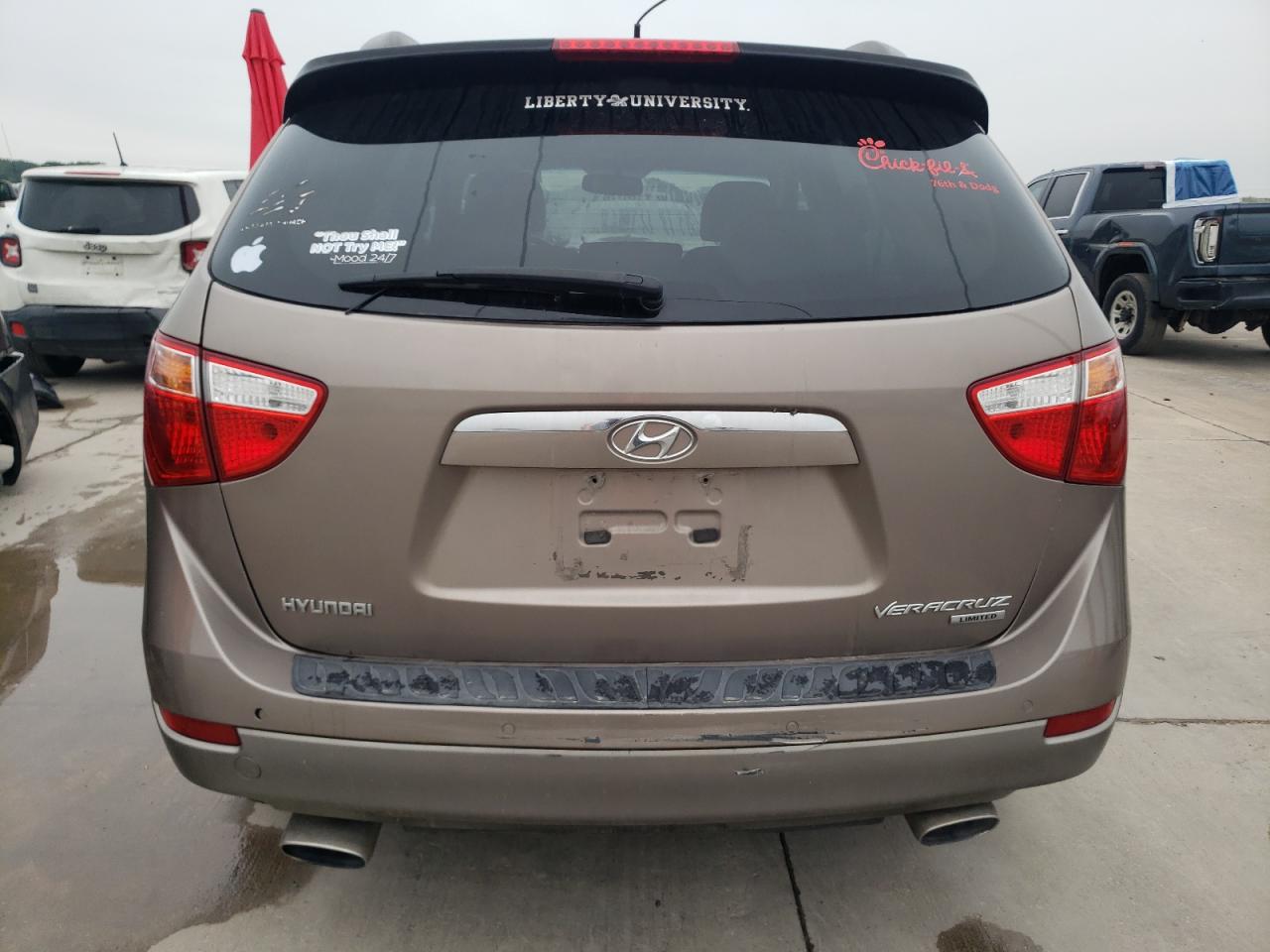 KM8NU4CC6AU135917 2010 Hyundai Veracruz Gls