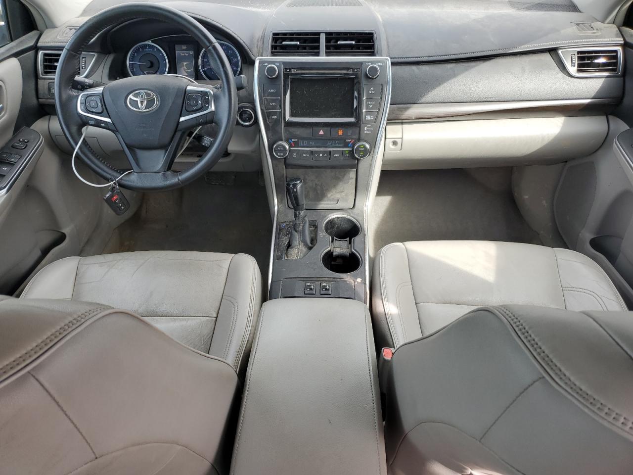 4T1BF1FK8FU974635 2015 Toyota Camry Le