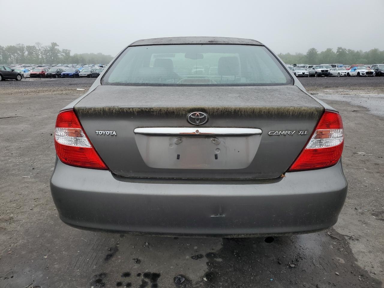 Lot #2689179517 2004 TOYOTA CAMRY LE