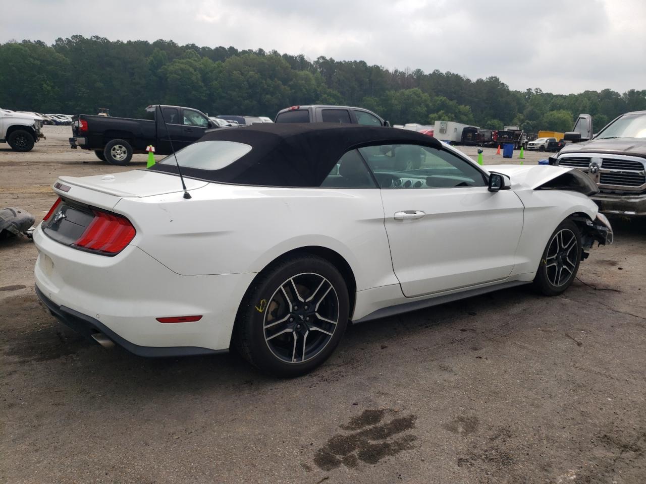 1FATP8UH9K5104621 2019 Ford Mustang