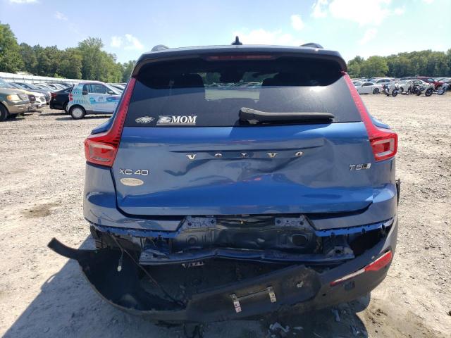 2021 Volvo Xc40 T5 R-Design VIN: YV4162UM9M2562112 Lot: 55708204